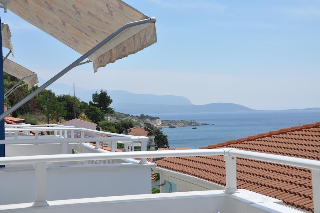 Remezzo Hotel & Studios Pythagóreion Quarto foto