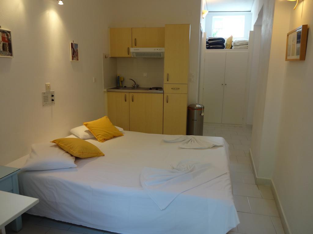 Remezzo Hotel & Studios Pythagóreion Quarto foto